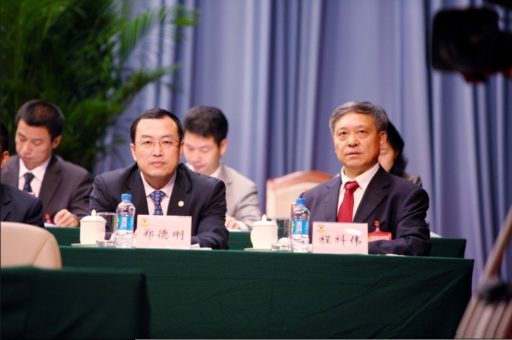 2010.6.4我所郑德刚律师当选为深圳市政协常委1.jpg