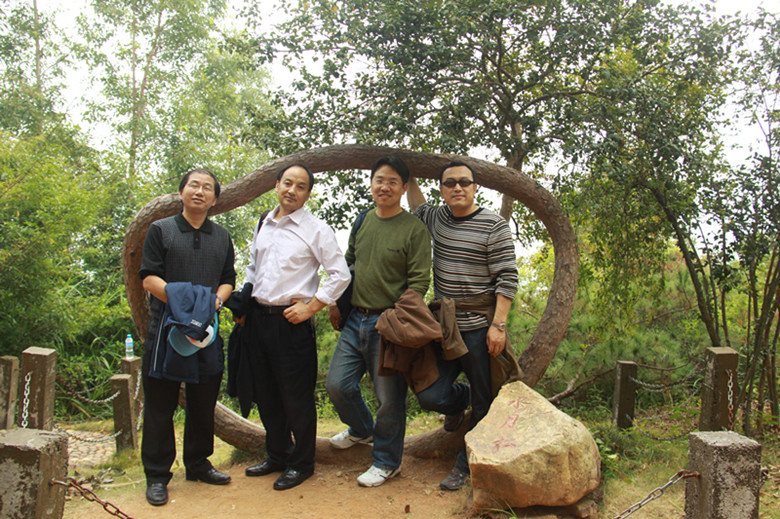 2010.11.12鹏正律师所金秋之旅3_副本.jpg